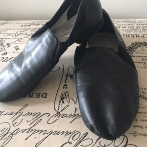 Black size 8 Women Pedinis